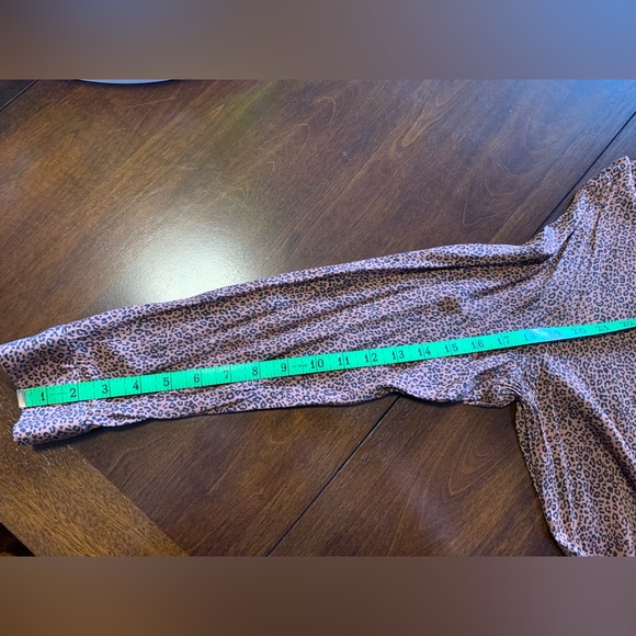 Nom maternity cheetah print snap button down long sleeve blouse - Picture 4 of 10